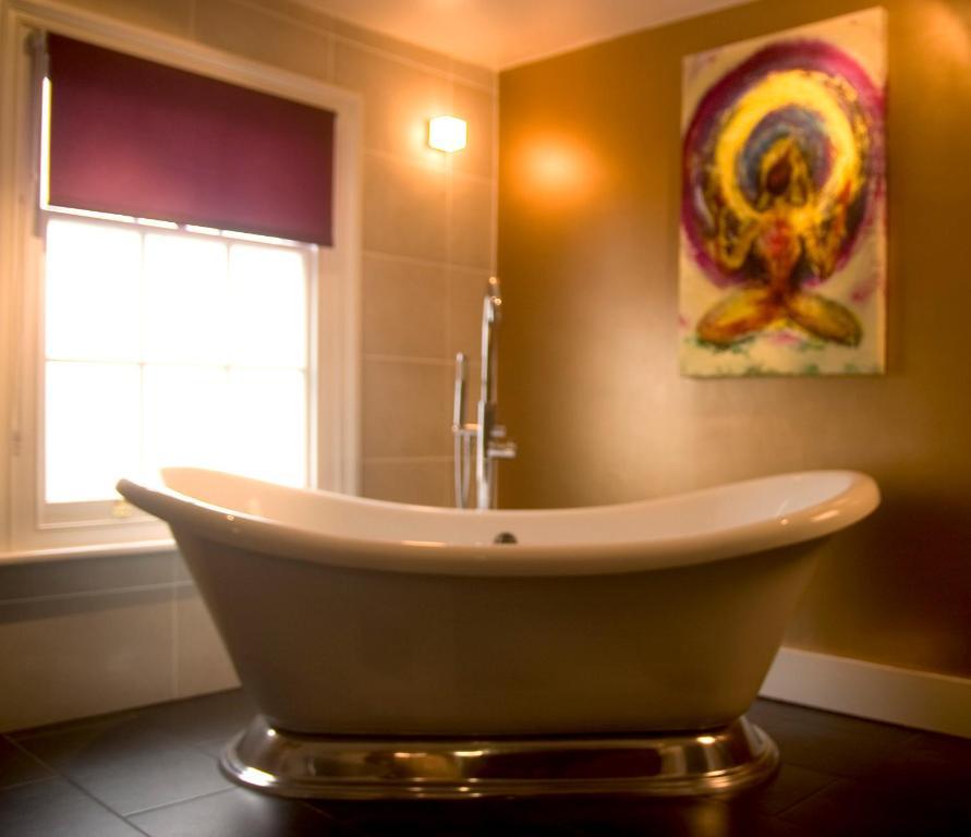 Bijou Abode - Chaucer House Otel Canterbury Dış mekan fotoğraf